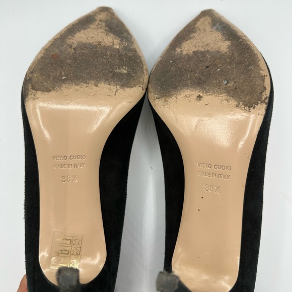 Barney’s New York Classic Black Suede Leather Heel Pumps - Picture 13 of 15